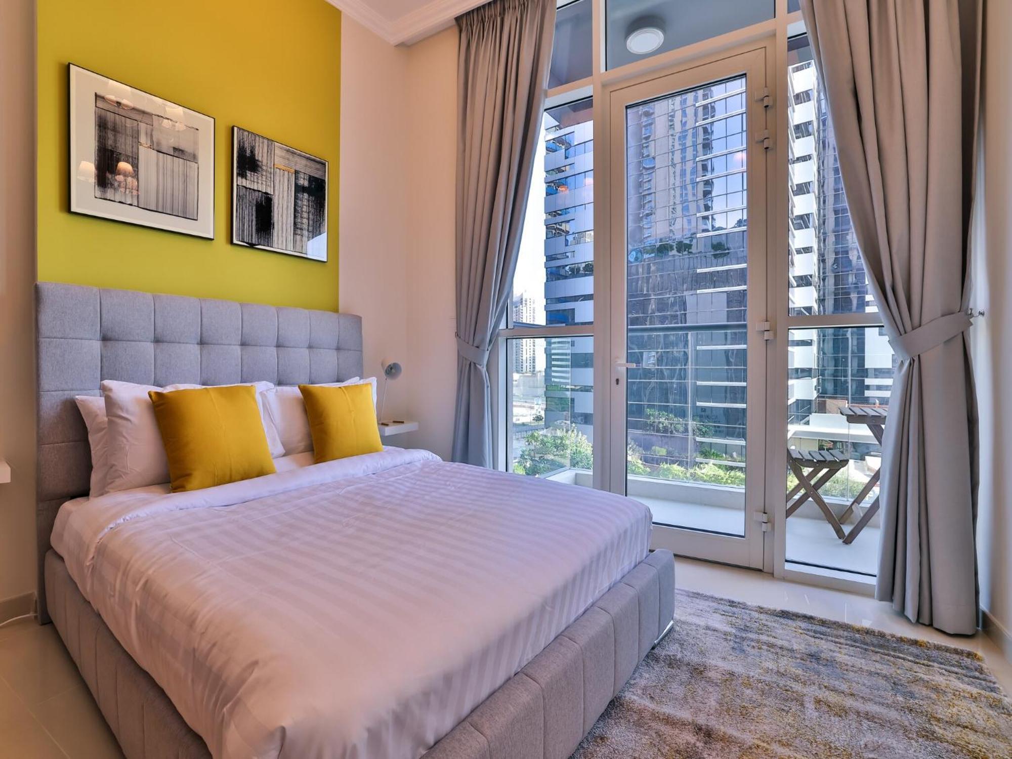 Luxe Apartments Near Dubai Mall Burj Khalifa Pool Gym Parking Bagian luar foto
