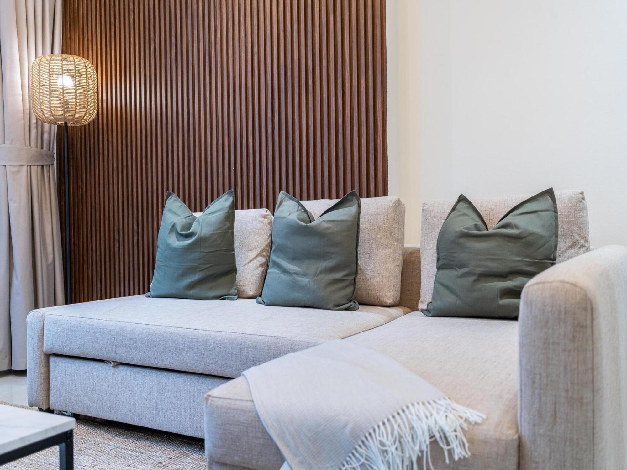 Luxe Apartments Near Dubai Mall Burj Khalifa Pool Gym Parking Bagian luar foto