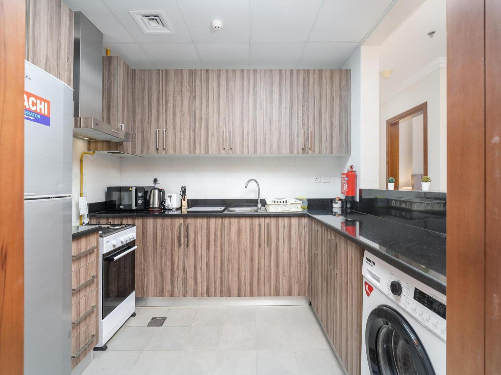 Luxe Apartments Near Dubai Mall Burj Khalifa Pool Gym Parking Bagian luar foto